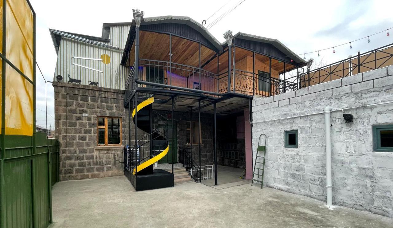 Kotun Gyumri Hotel Exterior photo